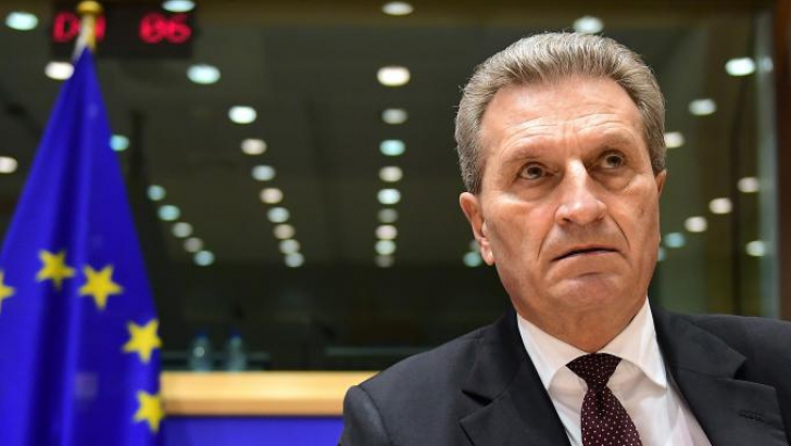 De ce vine în România Günther Oettinger