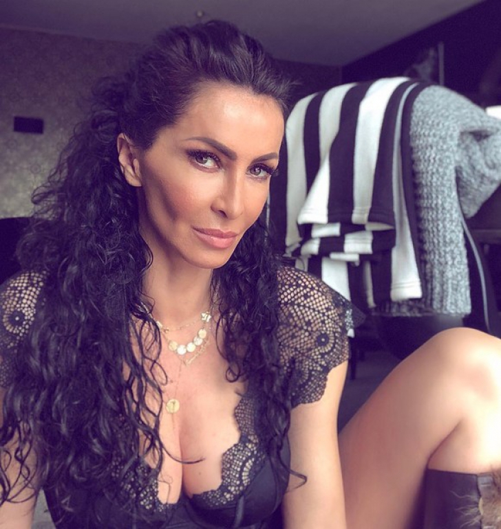 Mihaela Rădulescu, apariţie în Playboy pentru 50.000 dolari