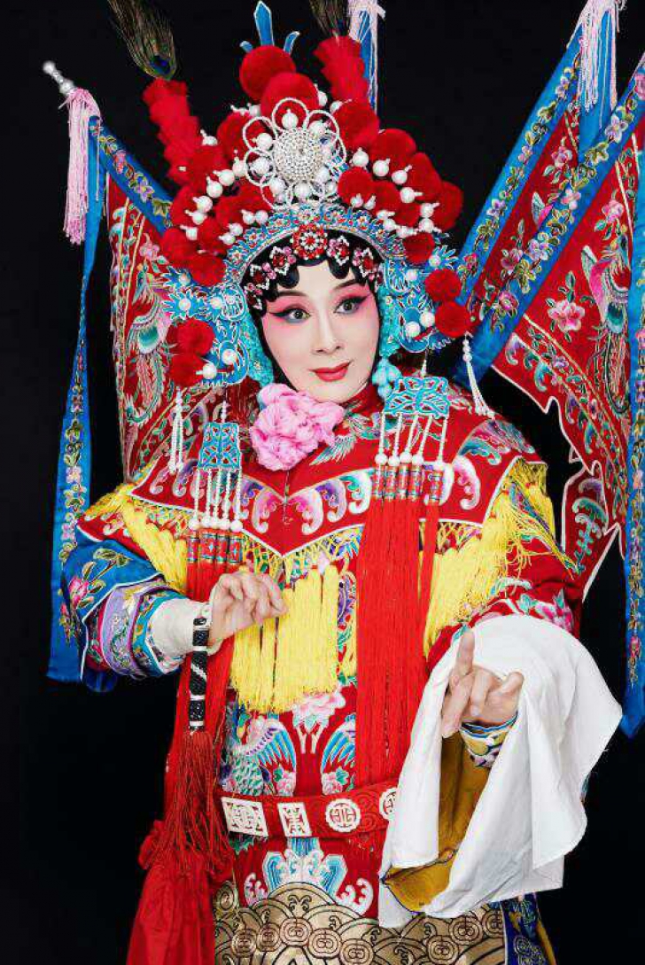 Doamna Wang Quanzhen in costum 