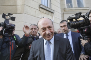 Traian Basescu, heard by DNS, in the 2009 campaign / Photo: Inquam Photos / Octav Ganeja