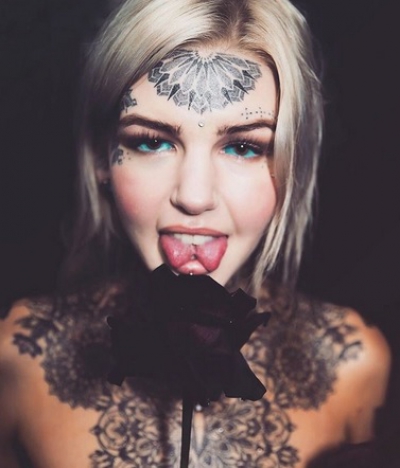 T&acirc;năra care şi-a făcut 52 de operaţii extreme dezvăluie cum arăta &Icirc;NAINTE. A şocat şi mai rău! / Foto: Instagram