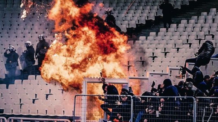 UEFA, măsuri dure după ce 11 persoane au fost spitalizate în urma meciului AEK Atena - Ajax