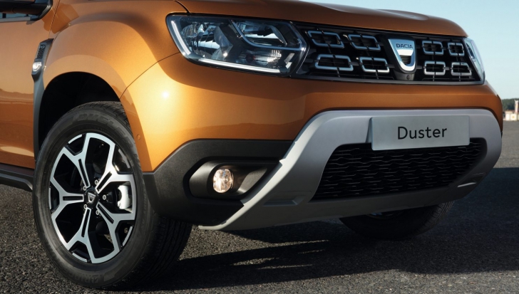Altex da lovitura de Black Friday: Dacia Duster cu reducere mare!