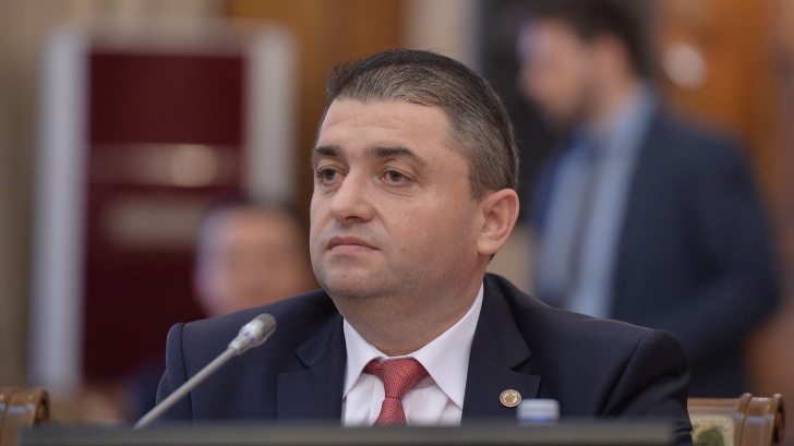 Cum ar putea să îl lase "statul paralel" fără minister pe Andrușcă