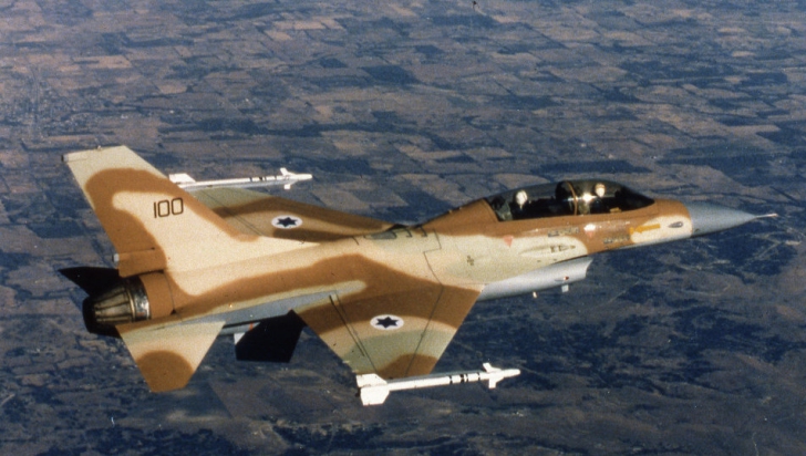 Avioane de luptă israeliene au atacat poziţii militare în Siria