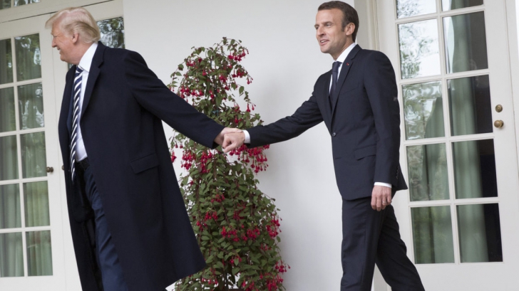 Sfârșitul prieteniei. Trump îl atacă violent pe Macron, invocă Războaiele Mondiale
