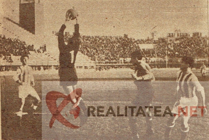 Stadionul Rapid / Stadionul Giulesti in 1947. Arhiva: Cristian Otopeanu