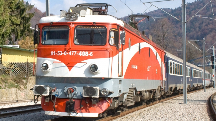 UPDATE Circulația feroviară s-a reluat între stațiile Dor Mărunt şi Dragoş Vodă