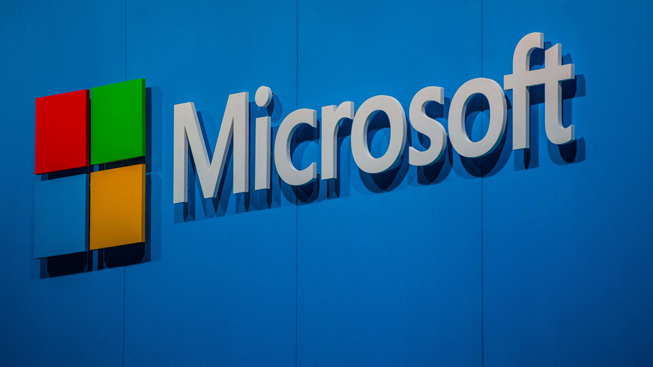 Defecțiunea majoră de la Microsoft “naște monștri”. Val de TEORII ALE CONSPIRAȚIEI după incidentele globale provocate de o pană informatică a sistemului