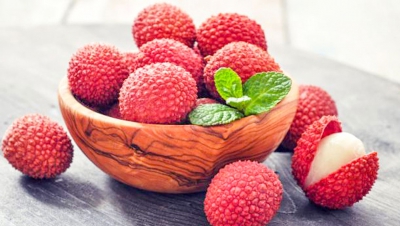 Ce este, de fapt, LITCHI, fructul bizar care se găseşte şi în România