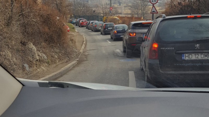 Trafic blocat în apropiere de Cluj-Napoca, la Floreşti 