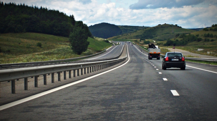 Când ar putea fi finalizată autostrada Ploieşti - Comarnic - Braşov. Anunţă Dăncilă