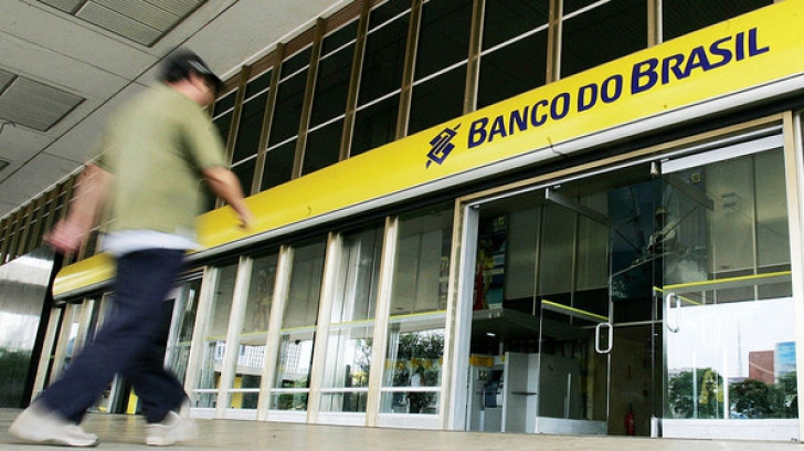 Jaf armat la o bancă din Brazilia. 14 oameni au fost uciși