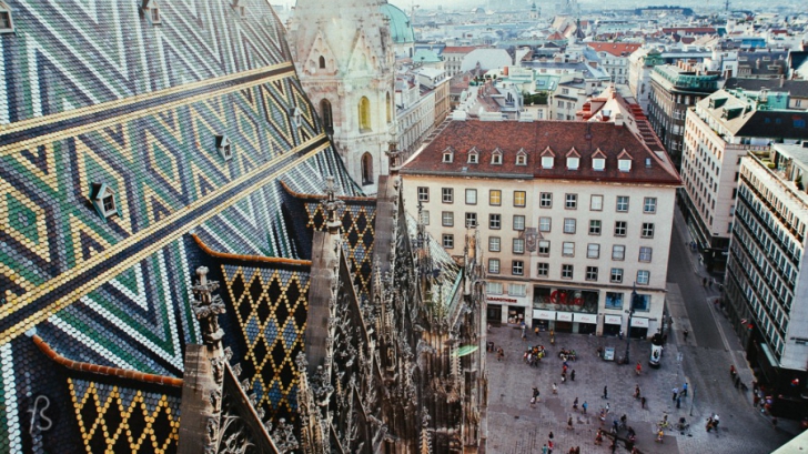 Ameninţare cu bombă la Viena: Catedrala Sfântul Ştefan, evacuată