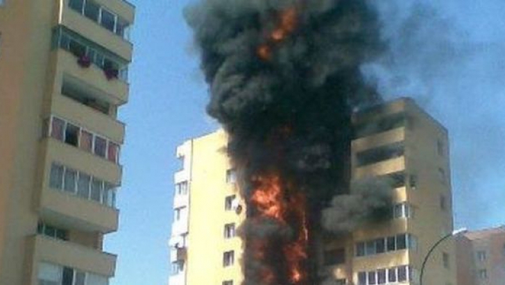 Incendiu violent într-un apartament din Capitală