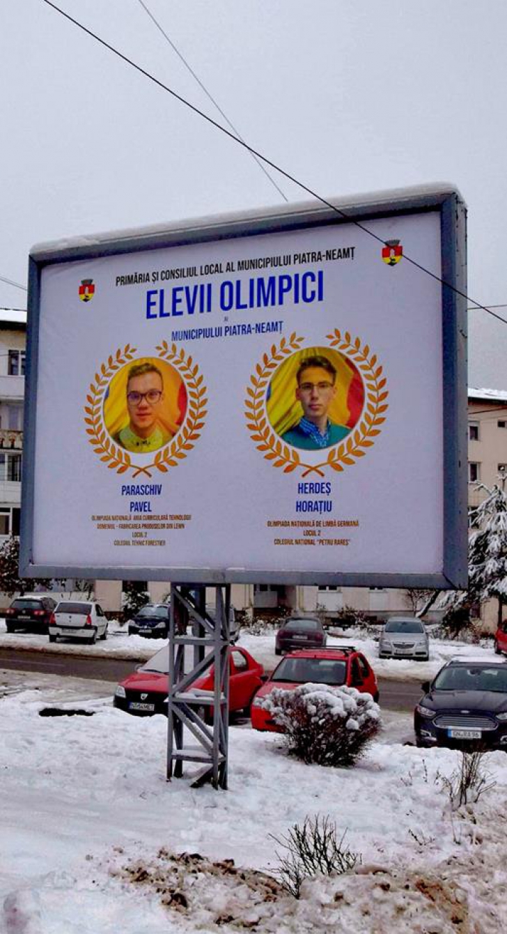 Neamţ: Primii cinci elevi olimpici, promovați pe panouri publicitare în Piatra-Neamț