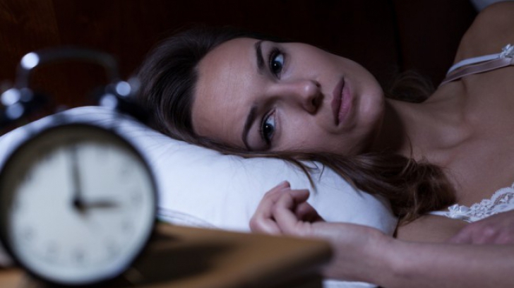 Ce se întâmplă când tresari în somn. Ştii care este cauza? Poate fi periculos 