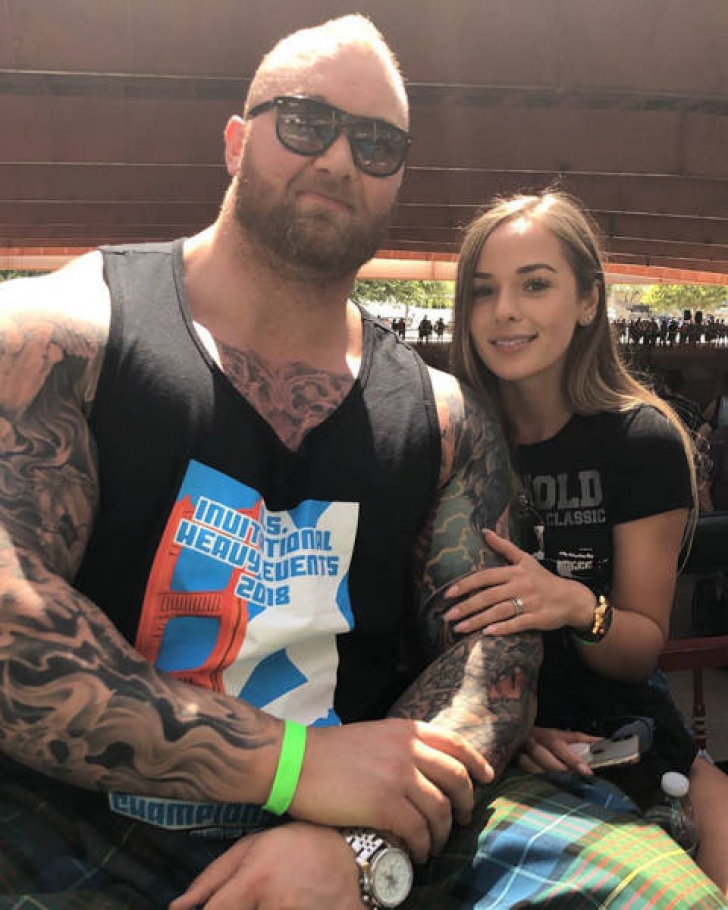 Thor Bjornsson și soția sa