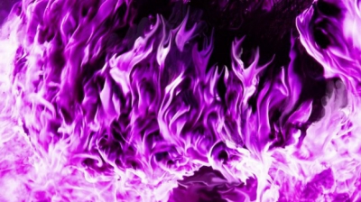 Adevărul despre flacăra violet. Ce efecte are?