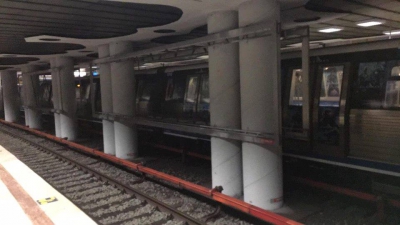 Tentativă sinucidere metrou