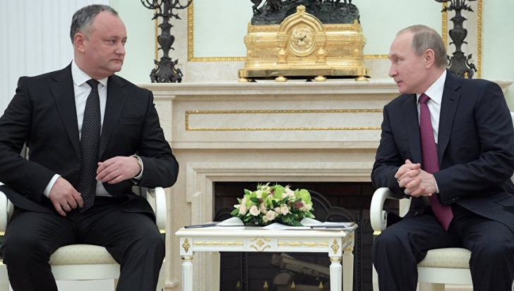 Vladimir Putin îi spune lui Dodon că e direct interesat de alegerile din Republica Moldova