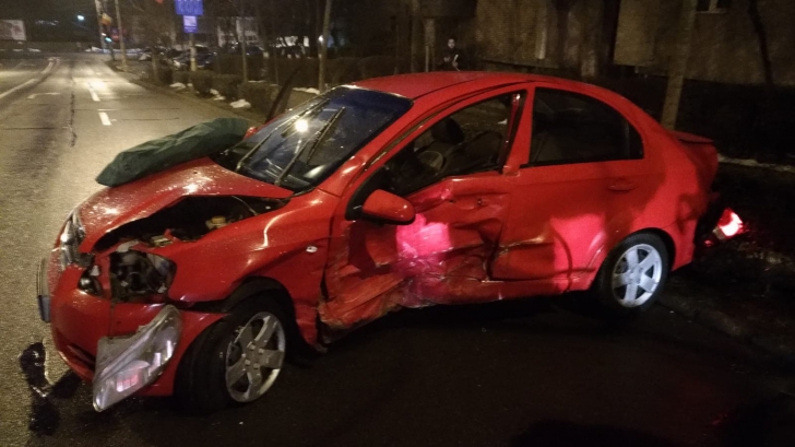 Accident grav cu cinci maşini pe o stradă din Cluj