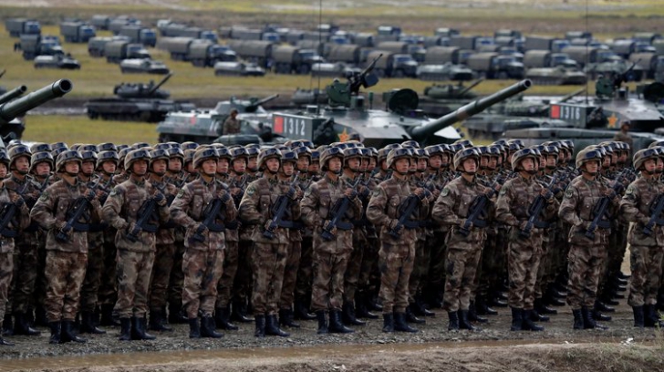 Tensiuni în creștere. Președintele Xi Jinping cere uriașei armate a Chinei să fie gata de război