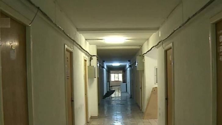 Studenții se plâng de condiții inumane în cămine! Reacția Universităţii din Bucureşti