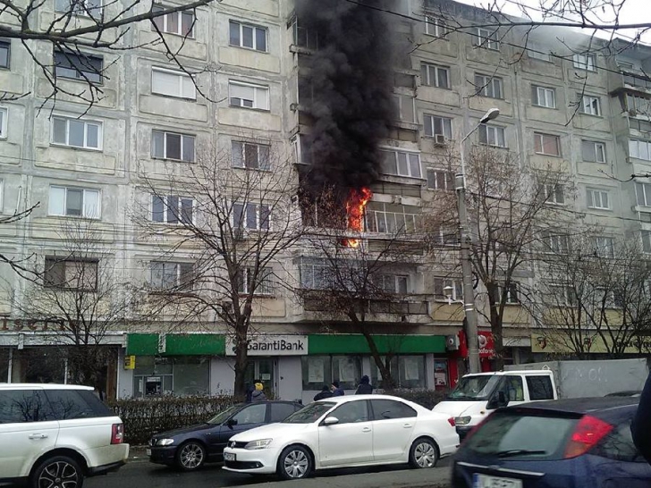 Incendiu bloc Timișoara