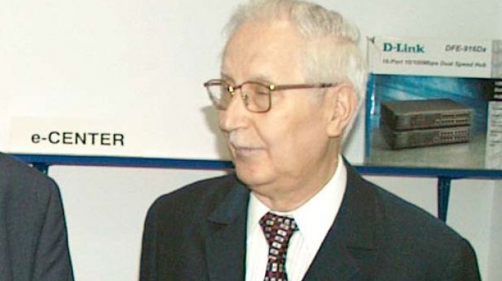 Academicianul Iulian Văcărel a murit