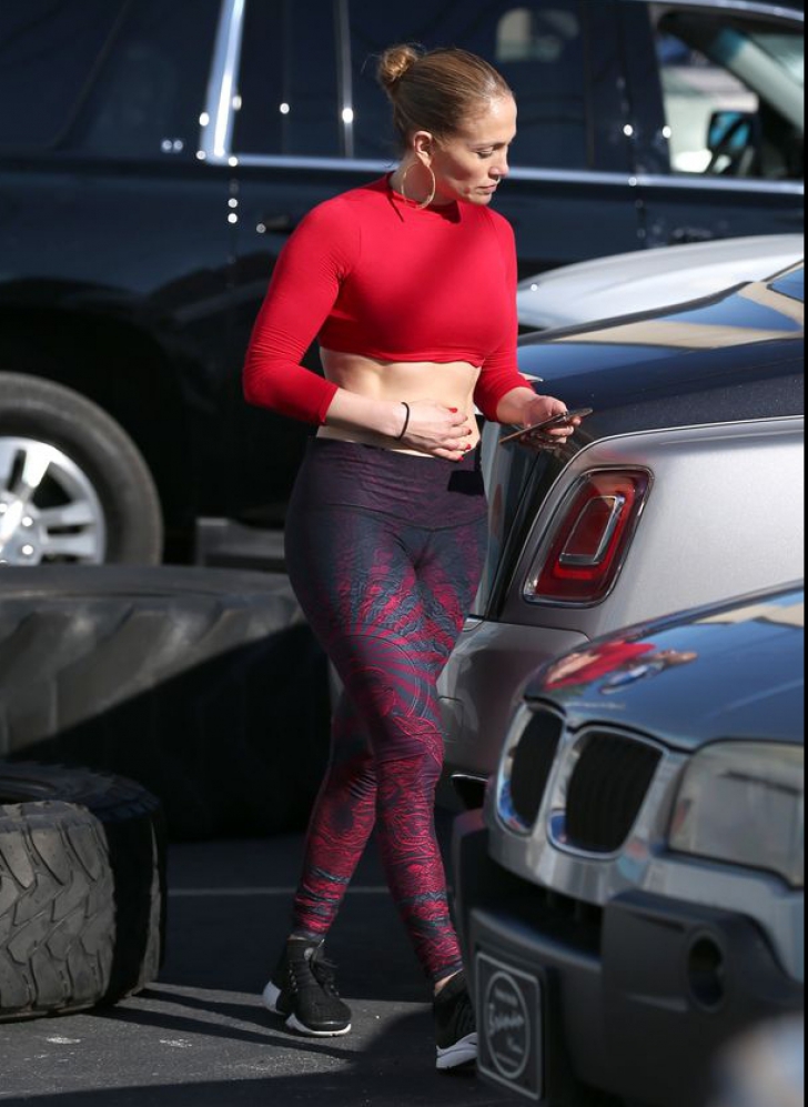 Jennifer Lopez, după ce a mers la sala de fitness