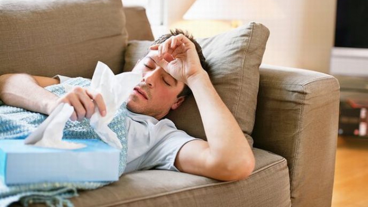 Durerea Articulară În Timpul Gripei - Senzație De Simptome De Răceală Și De Dureri De Corp