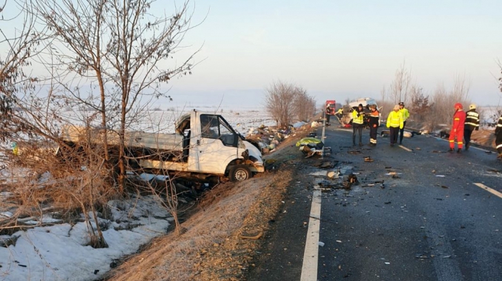 Accident grav în Suceava: doi morţi şi şapte răniţi. Planul roşu a fost activat!