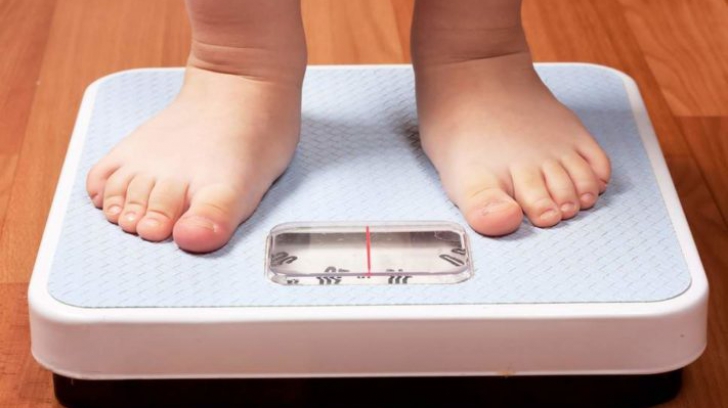Cercetătorii au descoperit o legătură între mamele stresate și copiii supraponderali