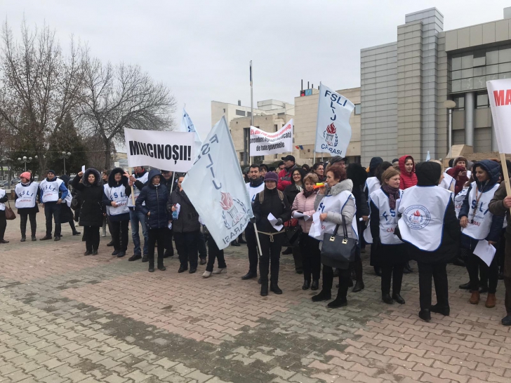 Protest de amploare în învățământ! Mesaj pentru Guvernul României