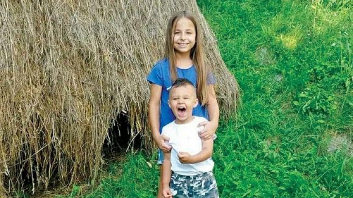 Cum arată sora secretă a Antoniei 