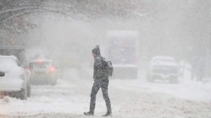 Iarna revine în forță: Jumătate de țară, sub COD GALBEN de vânt și ninsori
