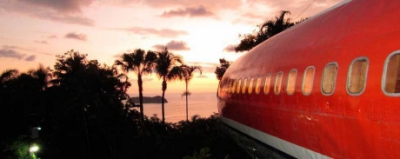 Avionul Boeing 727 găsit în junglă. Au intrat în fuzelaj şi au trăit un şoc