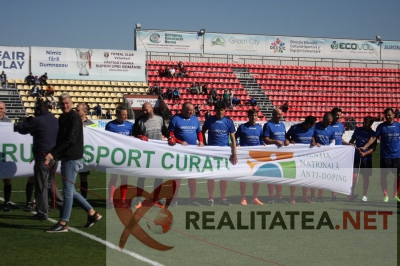 Adrian Ilie a făcut spectacol la meciul de old boys Dinamo - Steaua 3-3, jucat la Voluntari