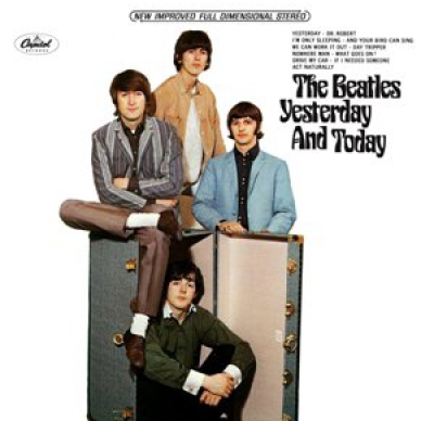 Discul Beatles "Măcelari" din colecţia lui John Lennon, scos la licitaţie