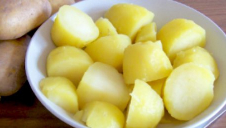 Dieta cu cartofi fierţi: slăbeşte 3 kilograme în 3 zile!