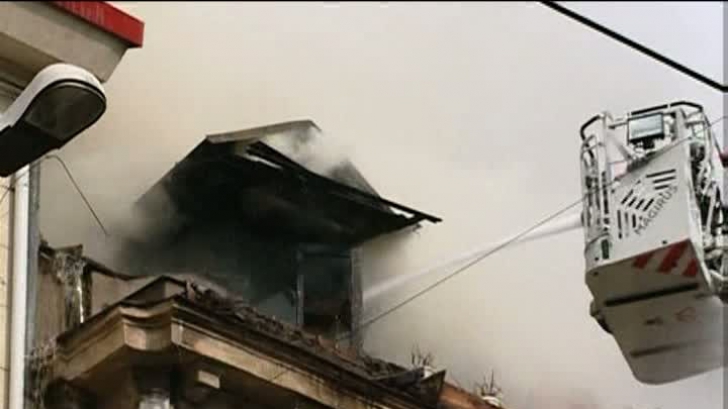 Incendiu în centrul Capitalei. O persoană de 70 de ani a murit - VIDEO