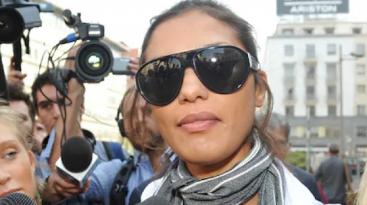 O frumoasă de 34 ani care participa la orgiile lui Berlusconi a murit subit