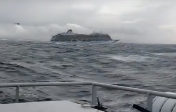 Operaţiune spectaculoasă, 1300 de oameni evacuaţi de pe o navă norvegiană
