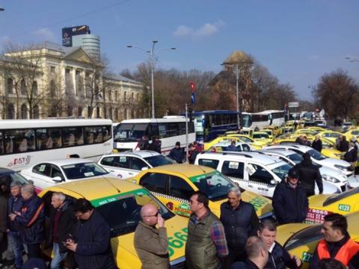 Protest al transportatorilor în Capitală