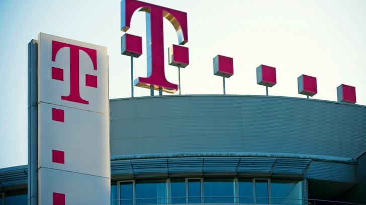Telekom vine cu o veste-şoc pentru toţi abonaţii! Au luat-o pe urmele DIGI RCS-RDS