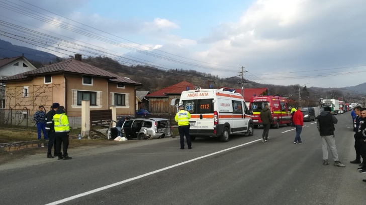 Accident grav în Bistrița: 8 persoane, între care doi copii, implicate. Impact nimicitor / Foto: bistriteanul.ro