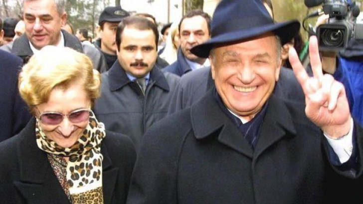 Ce pensii au Nina şi Ion Iliescu. Câţi bani încasează lunar de la stat