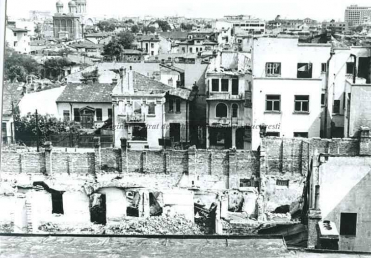 4, cifra blestemată a Bucureştiului. 75 de ani de la bombardamentele americane asupra Capitalei
