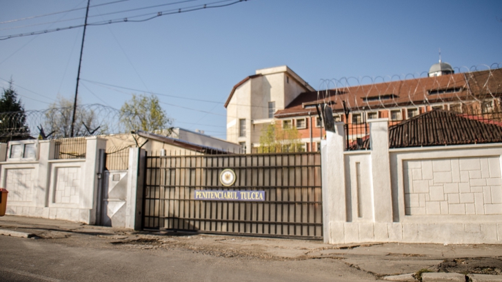 Un deținut condamnat pentru tentativă de omor a evadat de la peniteciarul din Tulcea